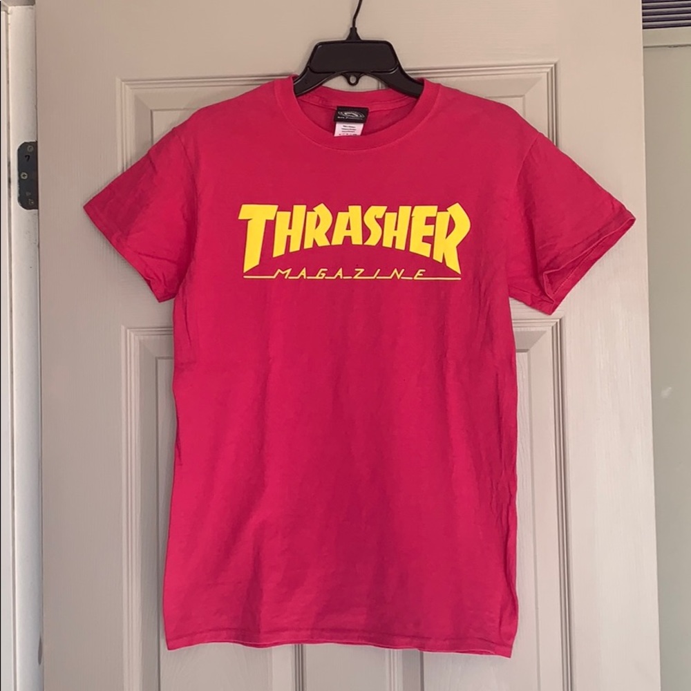 Women’s pink Thrasher t-shirt
